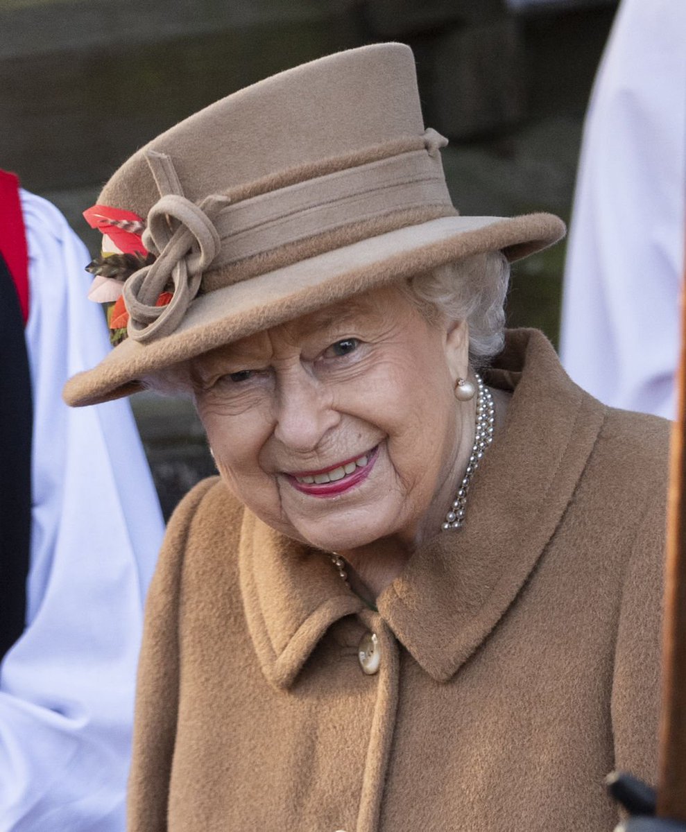 Closer على تويتر Oups La Boulette Le Jour Ou Elizabeth Ii A Oublie L Anniversaire De Son Fils T Co Mfnkpkrdoa