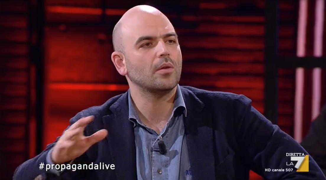 "Dire 'votami perché avrai una pistola' vuol dire che lo Stato ha fallito. Quando uno Stato ti dà una pistola sta dicendo 'io non posso più proteggerti' e si sta anche deresponsabilizzando: non ti devo più una risposta politica, ti dò una pistola"(Roberto Saviano)
#propagandalive