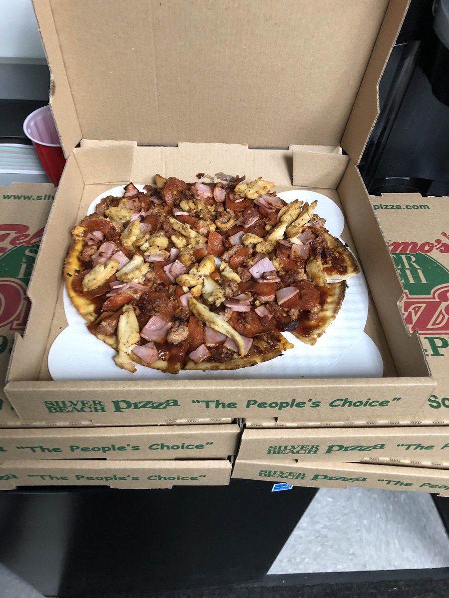 Team_StJoe's tweet photo. Happy Employee Appreciation Day!!! #POWERCentral #greaterlakes #OurPromise https://t.co/ZePWbcSIgq