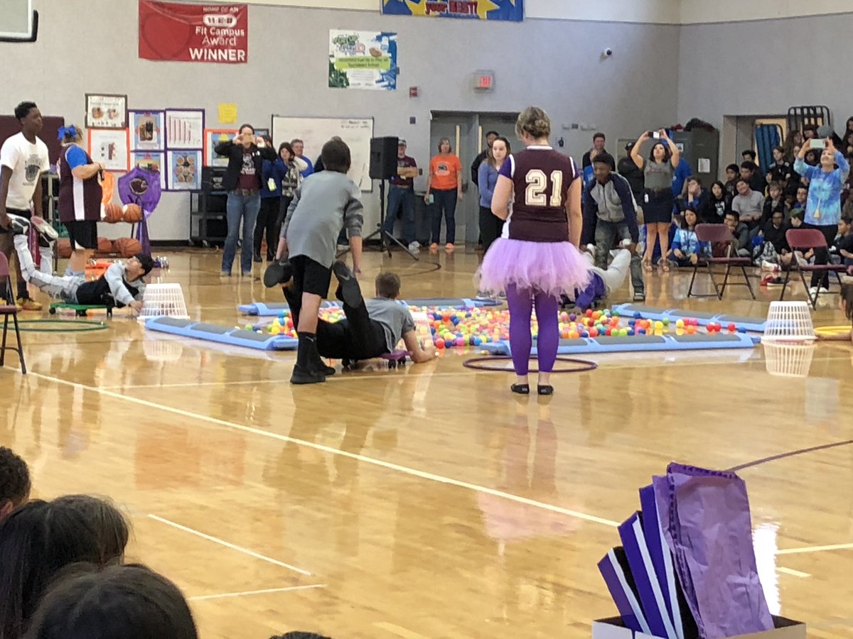 MassariTrish's tweet photo. House Pep Rally at CDF! #Androngo #RRISD1family #Akkedis #Madfall #Kadal #FourHousesCDF https://t.co/ZDPDcZANce