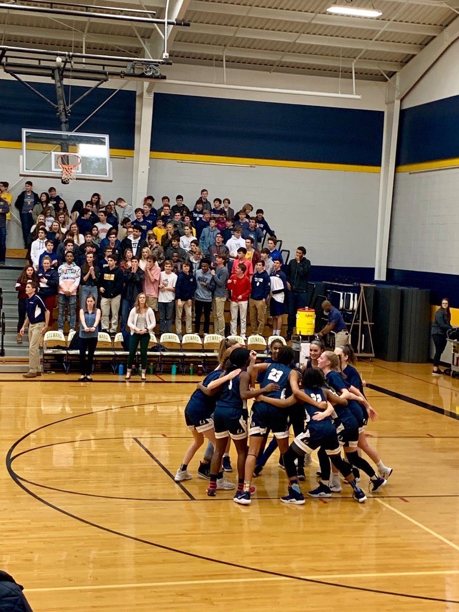 StewardHoops's tweet photo. 🏀VISAA DIV 2 SEMI FINALS🏀

Final Score: #Highland 51 #Steward 48. 

The #Spartans come up a bit short in the state semi finals this afternoon &amp; finish the season with a 22-6 record! 
💛Sherese Pittman: 24 points, 20 rebounds, 3 steals
💙Nicole Odibo: 8 points 
@henricosports https://t.co/EFofWJJSwH