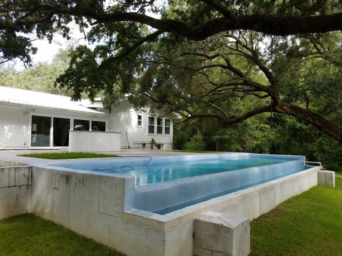 llc_marco's tweet photo. Nothing screams SUMMER louder than a Custom built Block Infinity Pool! Let us help you get a head start on your summer! 💦🌊🥰 
 Check us out at https://t.co/8rE71XlJ8S https://t.co/IguU4OfJjd