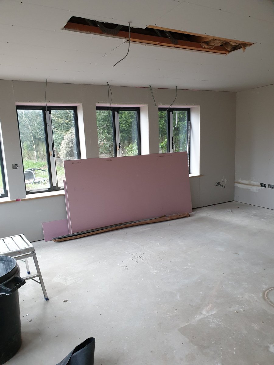 Acdrylining tweet picture