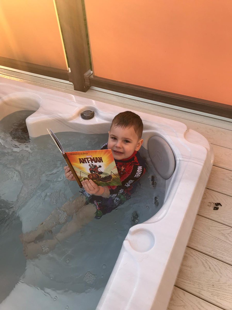 MBolt85's tweet image. ⁦@BGrovePrimary⁩ Alfie enjoyed reading Ant-Man whilst relaxing in the hot tub on holidays in Cornwall 😃