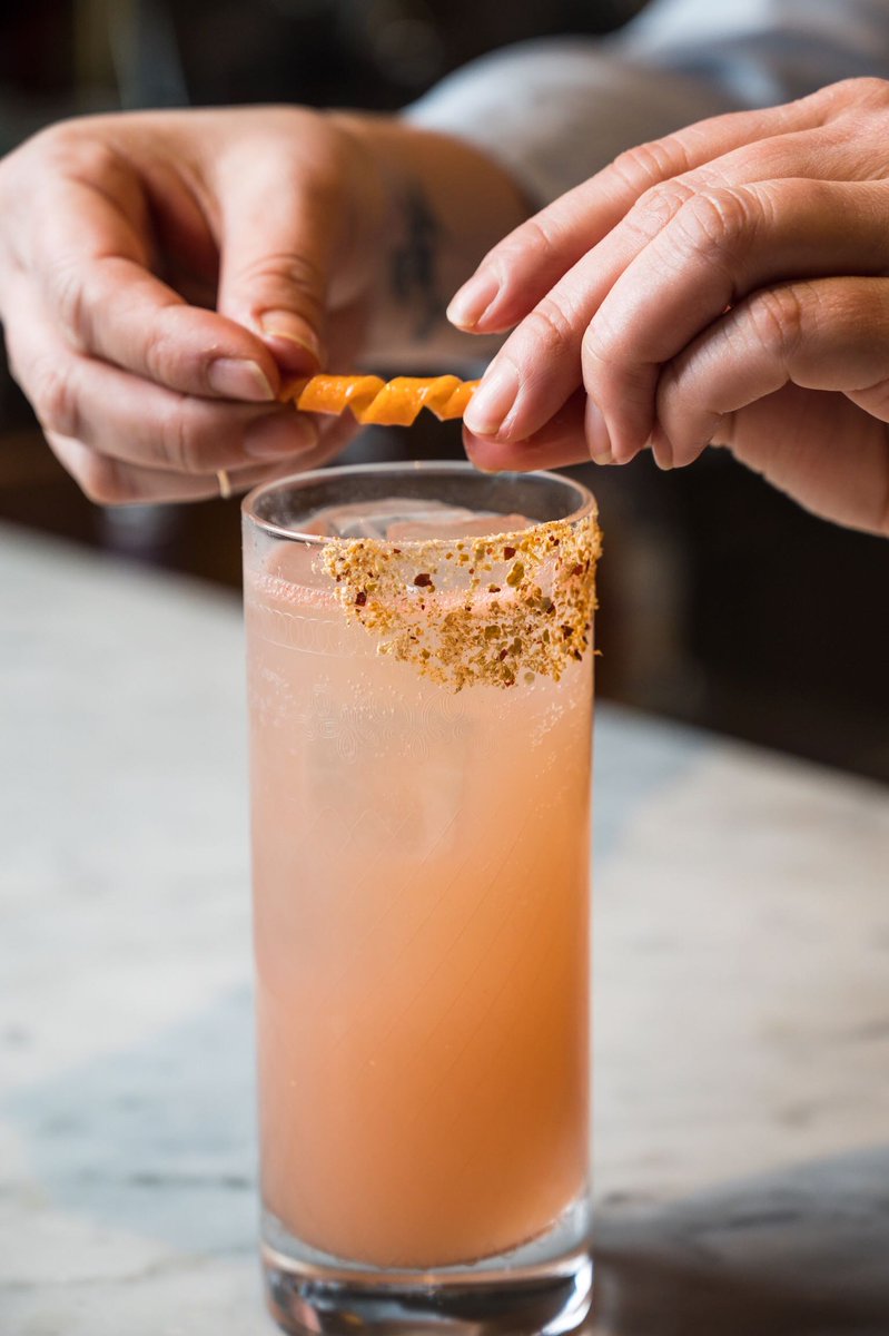 Seasonal cocktail at our Yorkville location. La Colomba ~Tromba Tequila, Cointreau, pomelo, chili, grapefruit, lime &amp; soda. 
#Yorkville 
#Seasonal 
#Cocktail