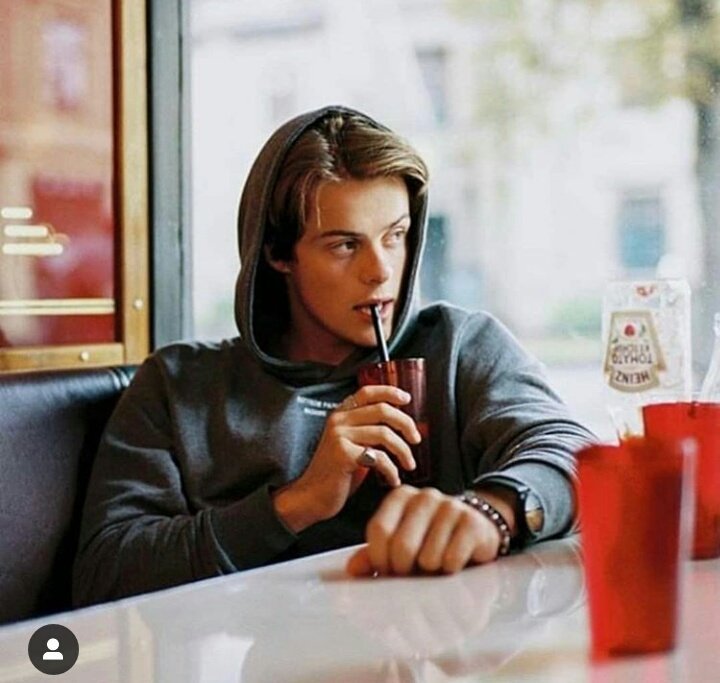 Chino japones y lo que sea 🍢🍘🍜🍛🍲🍮🍩