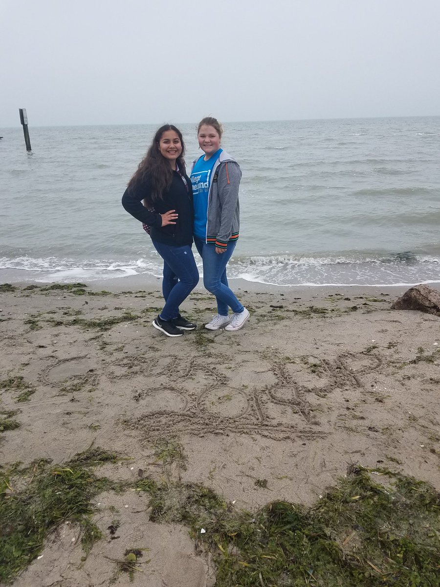 GEARUPLockhart's tweet photo. Thank you @IslandCampus! We are leaving full of knowledge with tired feet and sand filled shoes. https://t.co/djdMuzhwuX