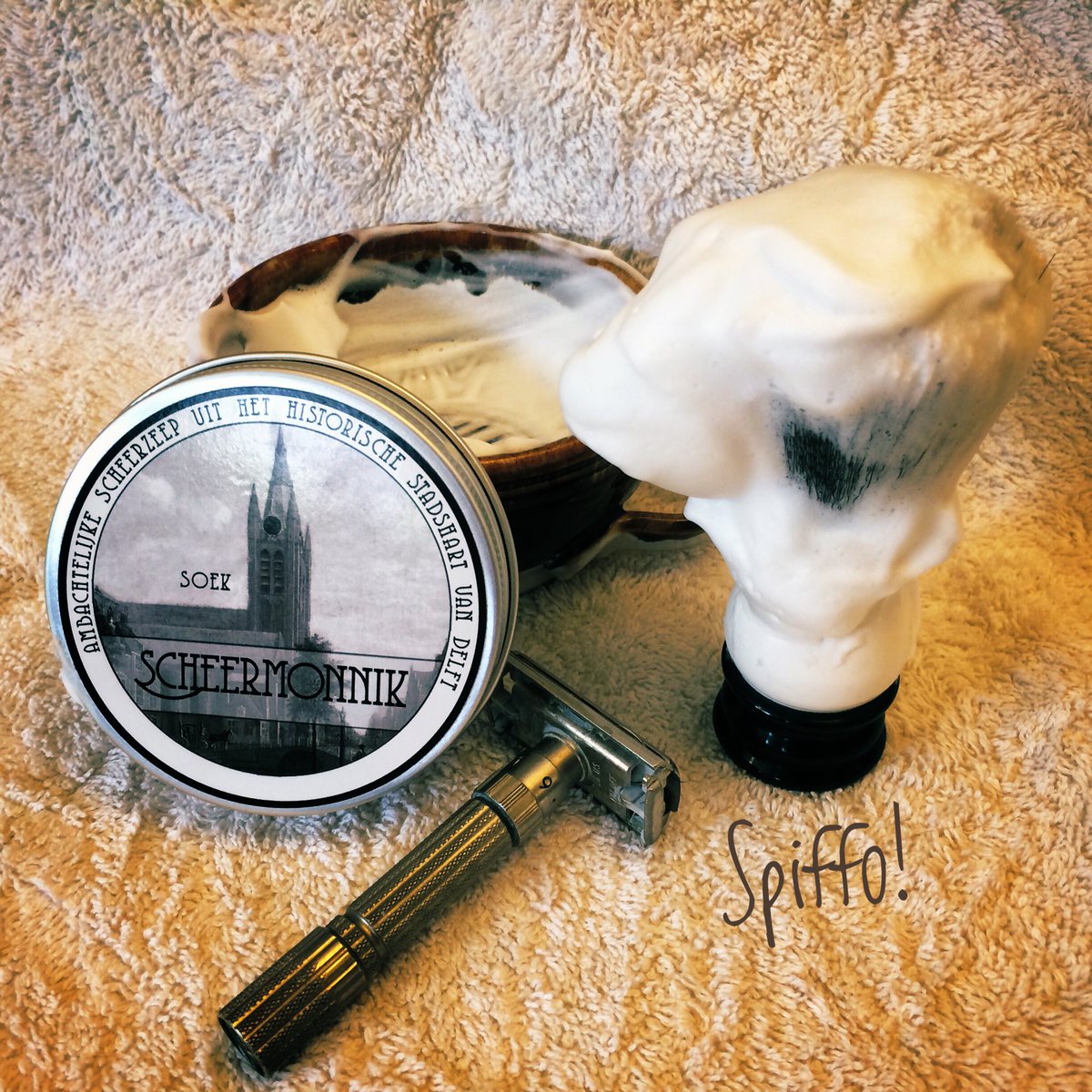 Spiffoman's tweet photo. The sweet spicy scent of a shave with @scheermonnik Soek! Superb! #scheermonnik #soek #sotd #shaveoftheday #supershave #spiffo #spiffoman #shaving #wetshaving #dailyshave #greatshave #shavelife #wetshaver #keeponshaving #lather #artisanshavesoap #wetshave #alliteration https://t.co/CmfliNP5G8
