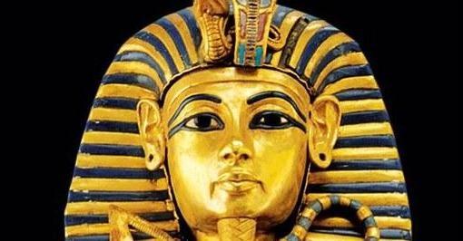 VogueFrance's tweet photo. In 1967, one million people visited Toutânkhamon's tomb at the Grand Palais. This March, the pharoah is coming back... https://t.co/GBPdnfXHlf https://t.co/idrtLvK88G