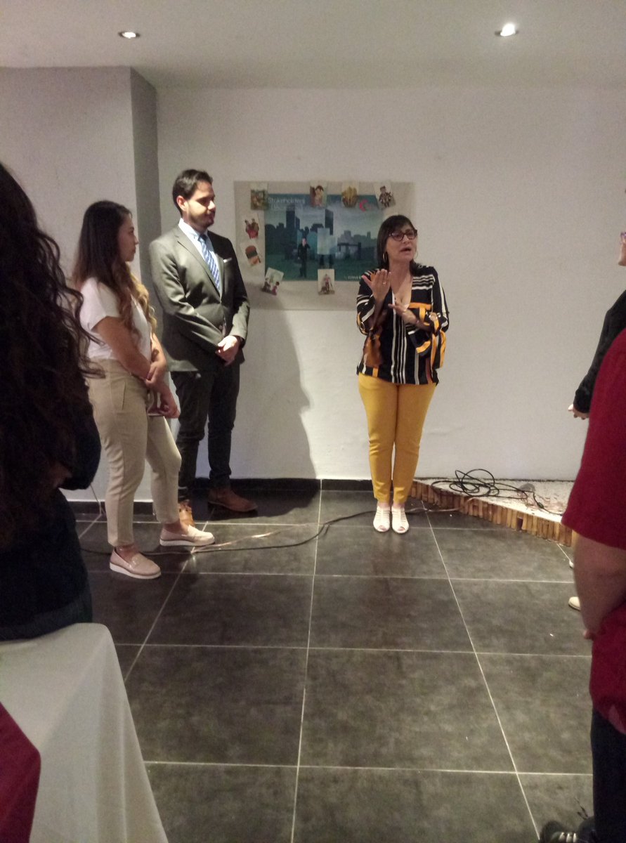 Sembrarfuturo's tweet photo. Primera cohorte, certificación coaches en la metodología y plataforma para la generación de modelos de negocio sostenibles CREA SBM, #Pereira #Emprendimiento #Sostenibilidad #MetodologíaInnovadora #CREASBM @Sandraloaiza06 https://t.co/WB6mRgNqNT
