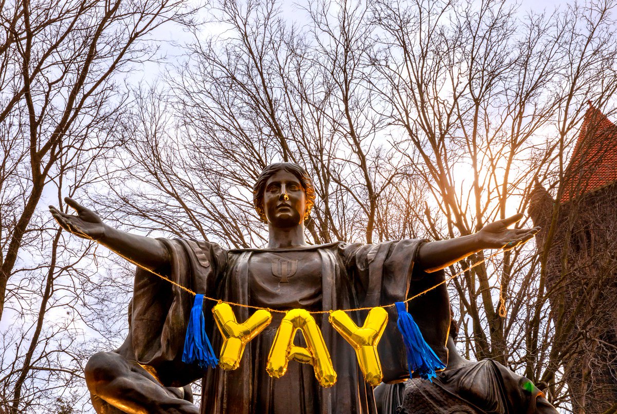 YAY! 🔶🔷

Congratulations to our newly admitted Illini! Welcome to the family.

#ILLINOISwantsme | #ILLINOIS2023 | #chooseILLINOIS