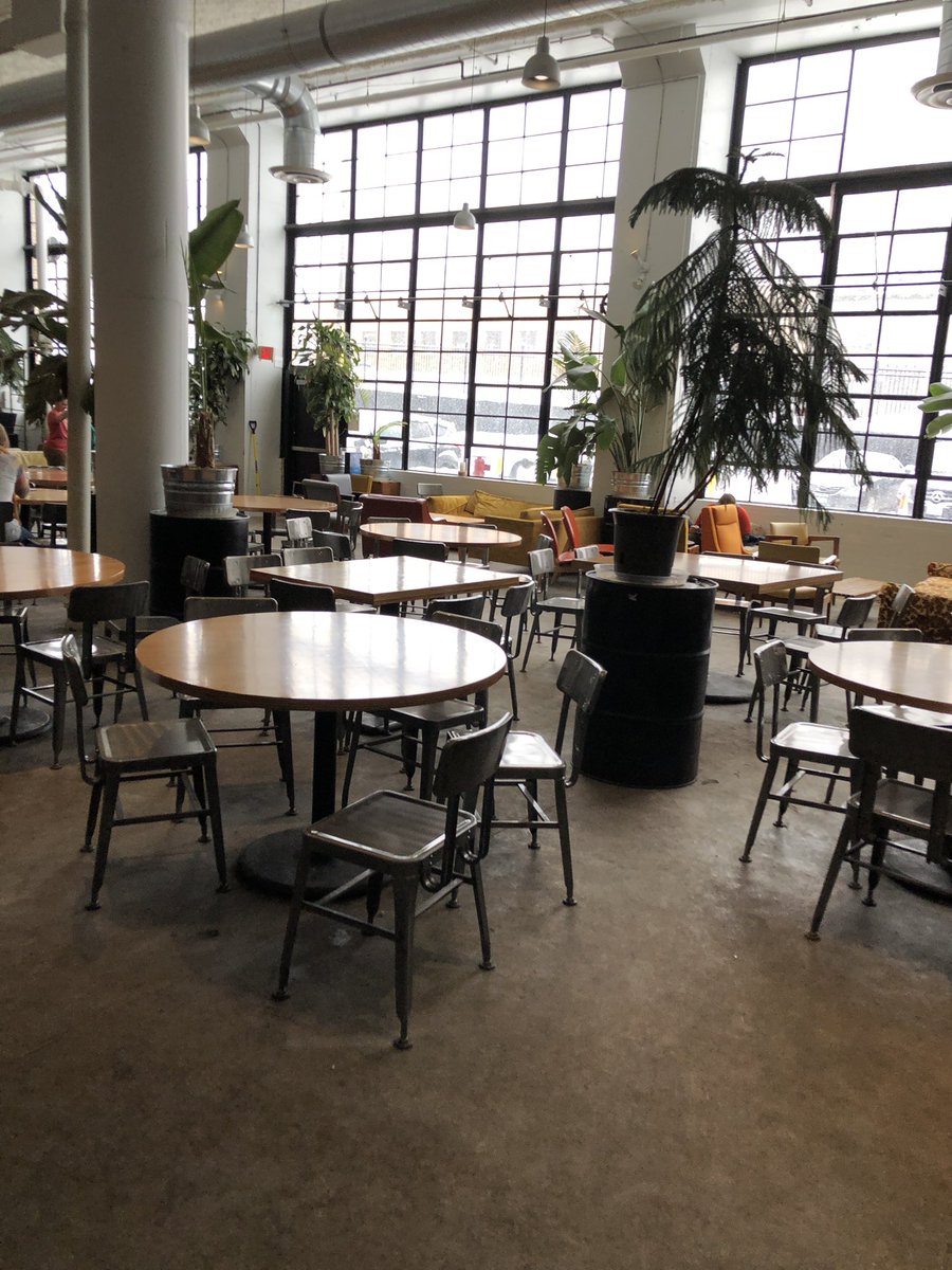 AndLagers's tweet photo. We’re here! https://t.co/MKp7s5R4Jl
