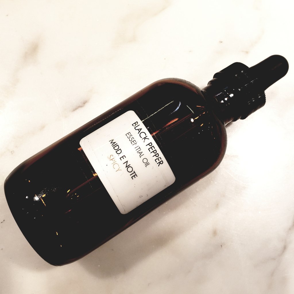 NoteologyFrag's tweet image. #fragrantfriday

Spotlight on scent: Black pepper

If you want a base note that tickles your nose AND your brain, this fits the bill perfectly. 

#basenote #customperfume #nicheperfume #modernfragrance #notefragrances #perfumelover