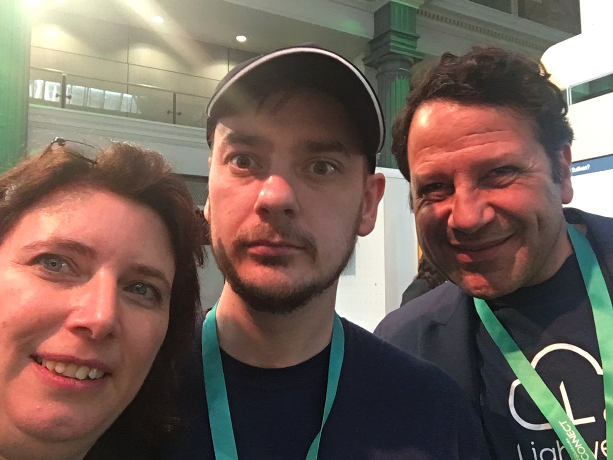 DellaHudsonFCA's tweet image. The boys all do selfies so much better than me. Aynsley has shared his “filter tips” for next time.
@theCLRTYproject @aynsleydamery @SteveBriginshaw @LightyearAlex @MattFlanBH @tradifyhq at #QBConnect
