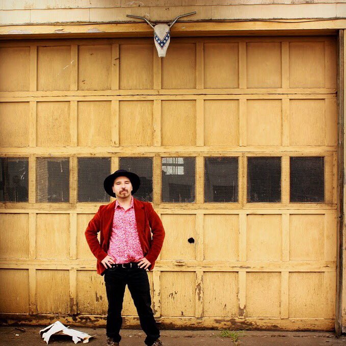 SirBeefGainJel's tweet image. Alexa, Play Hot Burrito #1 by the Flying Burrito Brothers. #CosmicAmericana