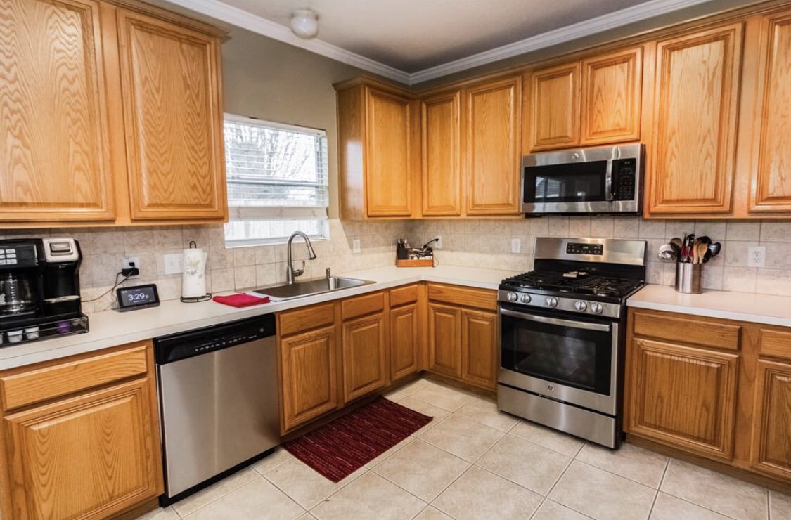 rashatherealtor's tweet image. 🏡Just Listed 😍 home for Sale🏡
#4bed🛌 #2bath🛁 #LARGEBACKYARD🏈

See Link for all pics📸 location📍and more🤗
➡️  bit.ly/2UbNSN7 ⬅️

Courtesy of Jagdesh Baichan Keller Williams Signature