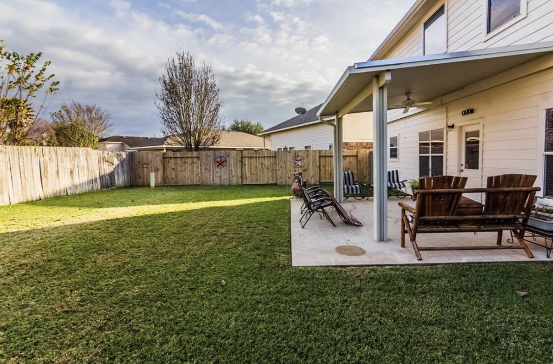 rashatherealtor's tweet image. 🏡Just Listed 😍 home for Sale🏡
#4bed🛌 #2bath🛁 #LARGEBACKYARD🏈

See Link for all pics📸 location📍and more🤗
➡️  bit.ly/2UbNSN7 ⬅️

Courtesy of Jagdesh Baichan Keller Williams Signature