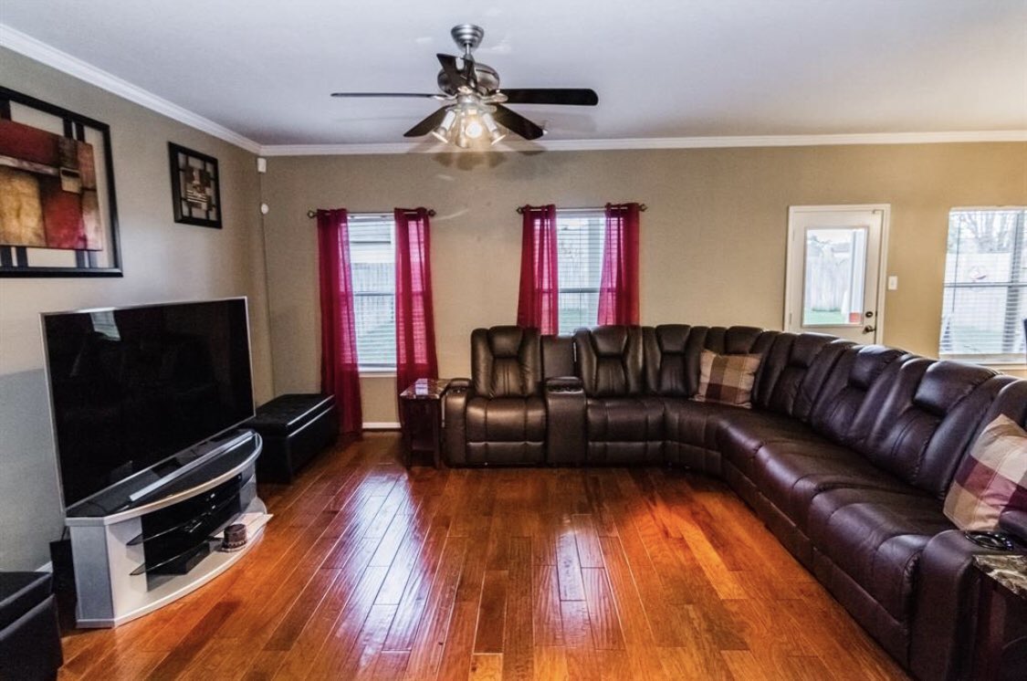 rashatherealtor's tweet image. 🏡Just Listed 😍 home for Sale🏡
#4bed🛌 #2bath🛁 #LARGEBACKYARD🏈

See Link for all pics📸 location📍and more🤗
➡️  bit.ly/2UbNSN7 ⬅️

Courtesy of Jagdesh Baichan Keller Williams Signature
