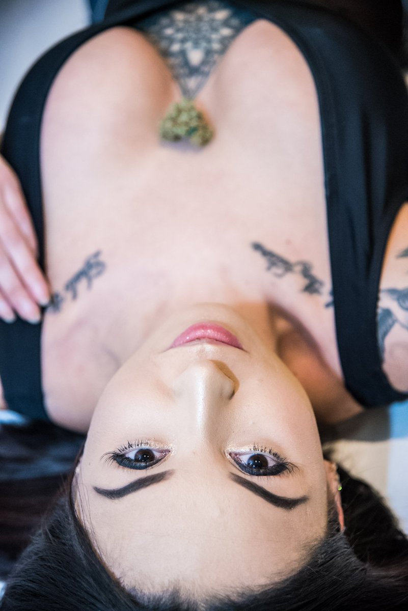 TrueM_Magazine's tweet image. Well, Hello 🍃
EXCLUSIVE SNEAK PEEK #TrueM