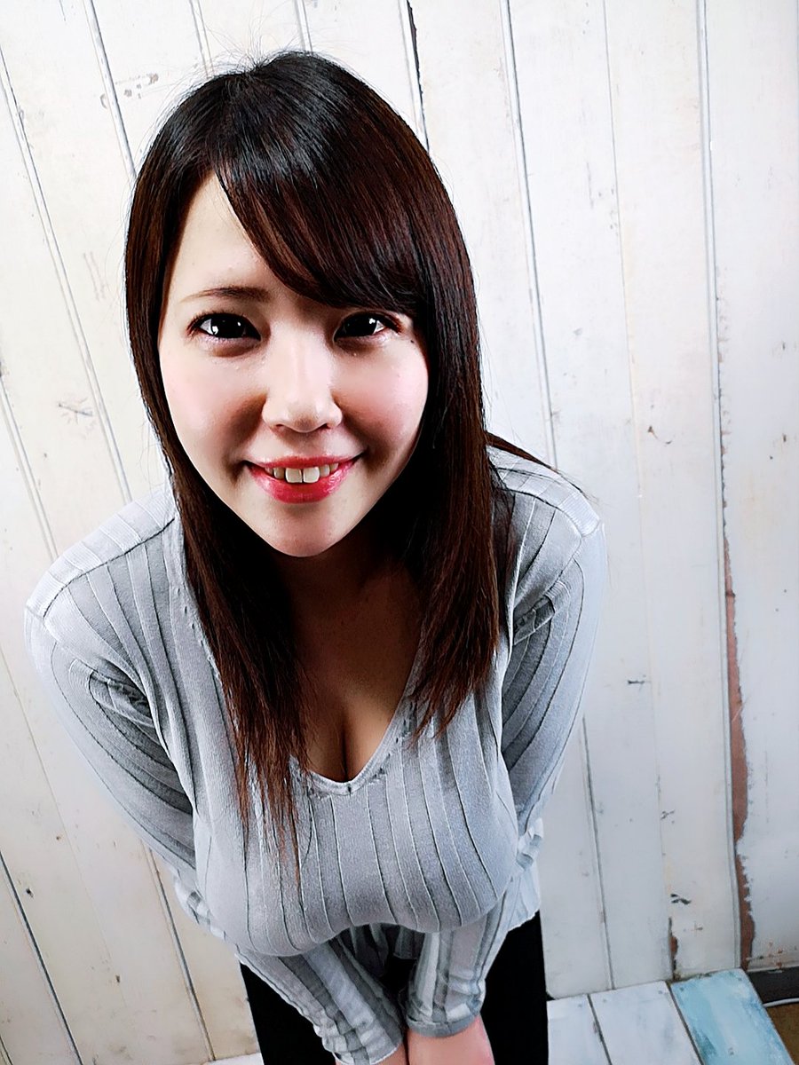 「むっちり」って言葉がこんなピッタリなのは優木いおりちゃんを置いて他にいないのでは…！