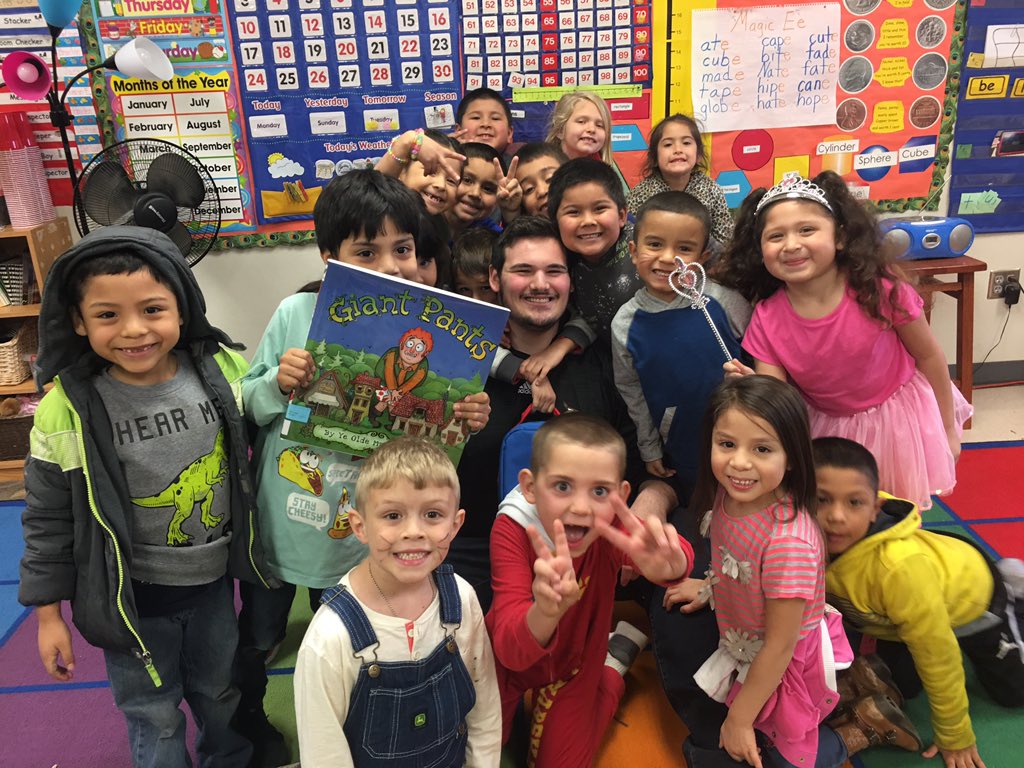 Had fun reading to these kindergarteners!! Can’t wait to come back!