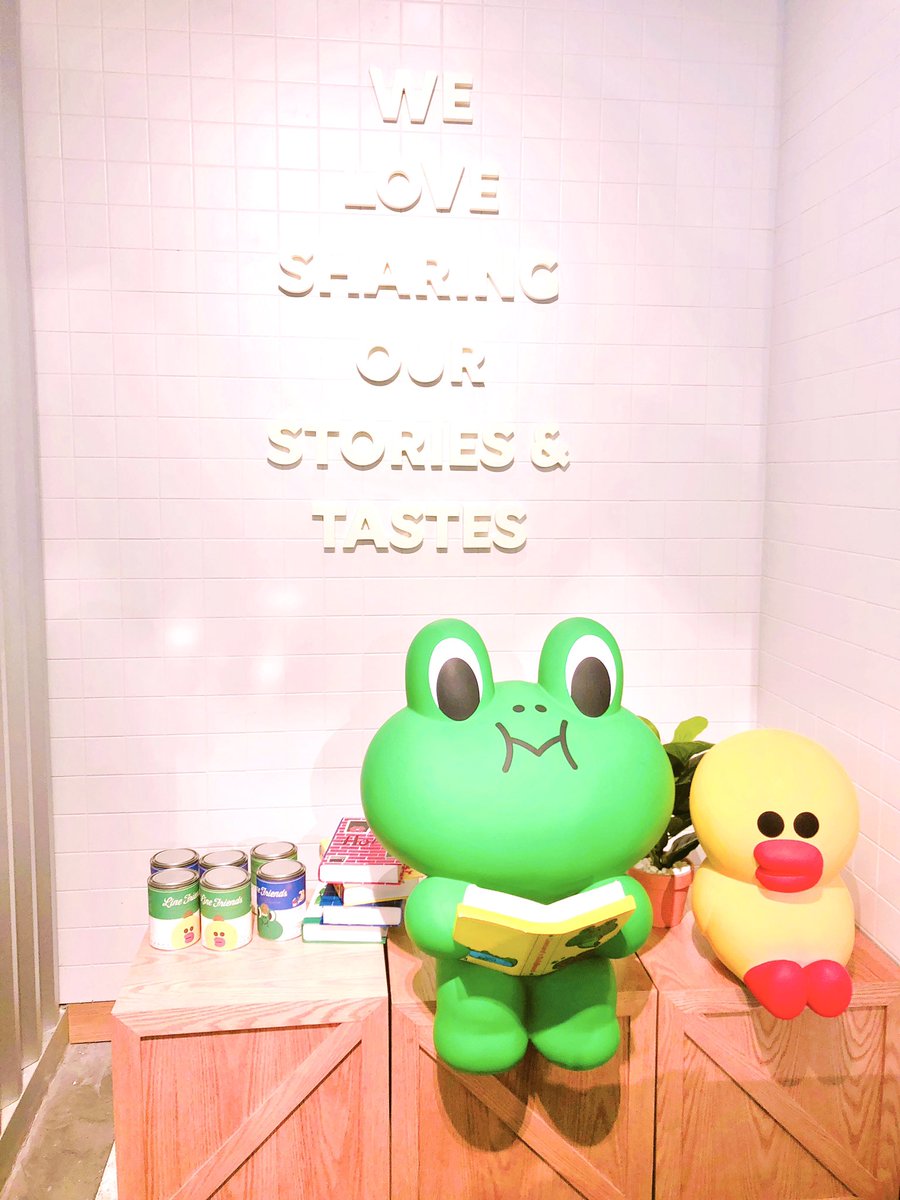 haruka_pinky's tweet photo. 上海のLINEカフェ☕️🍰💕✨店はとても可愛かったけどドリンクは普通だったから頼まなかった😅 ※行ったのは去年の夏☀️🔥✨ #linecafe #linefriendscafe #ラインカフェ #上海 #カフェ巡り #ラインフレンド #かわいい #夏 https://t.co/zdb9yNr4YR