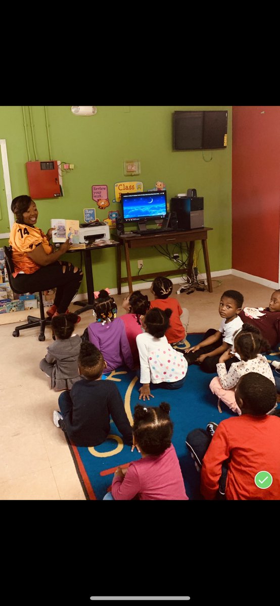 AlabamaFire's tweet image. Alabama Fire staff personnel for Business Operations and offensive lineman Koniqueka Thompson, visits Next Step Learning Center in Montgomery to “tackle reading” with a great group of kids. #ALFIRE #WNFC #TACKLEREADING #WOMENFOOTBALL @wnfcfootball