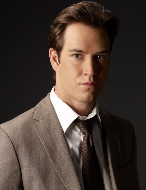 Happy Birthday Mark Paul Gosselaar! 