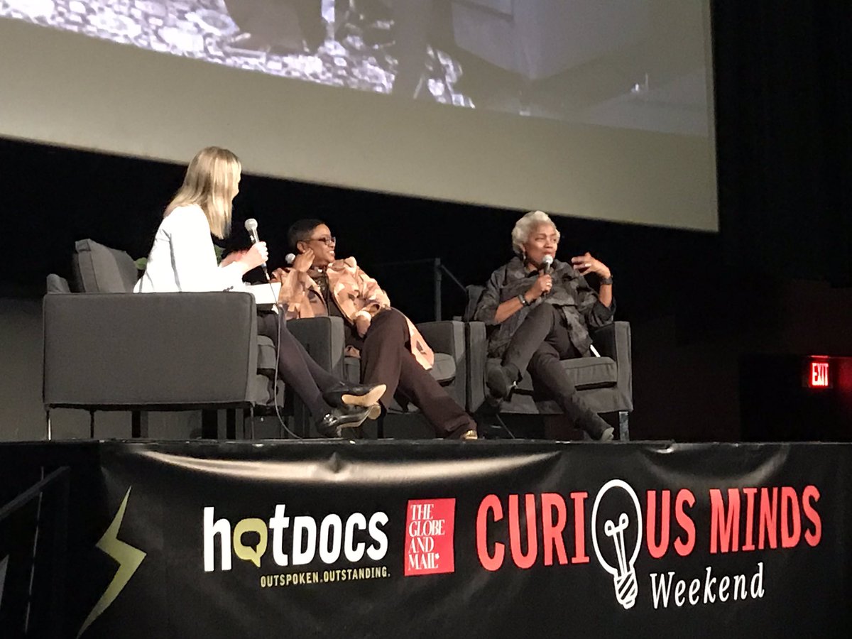 “I feel like I’m in my living room” —@donnabrazile in the house!  #CuriousMindsWeekend 🙌🏽