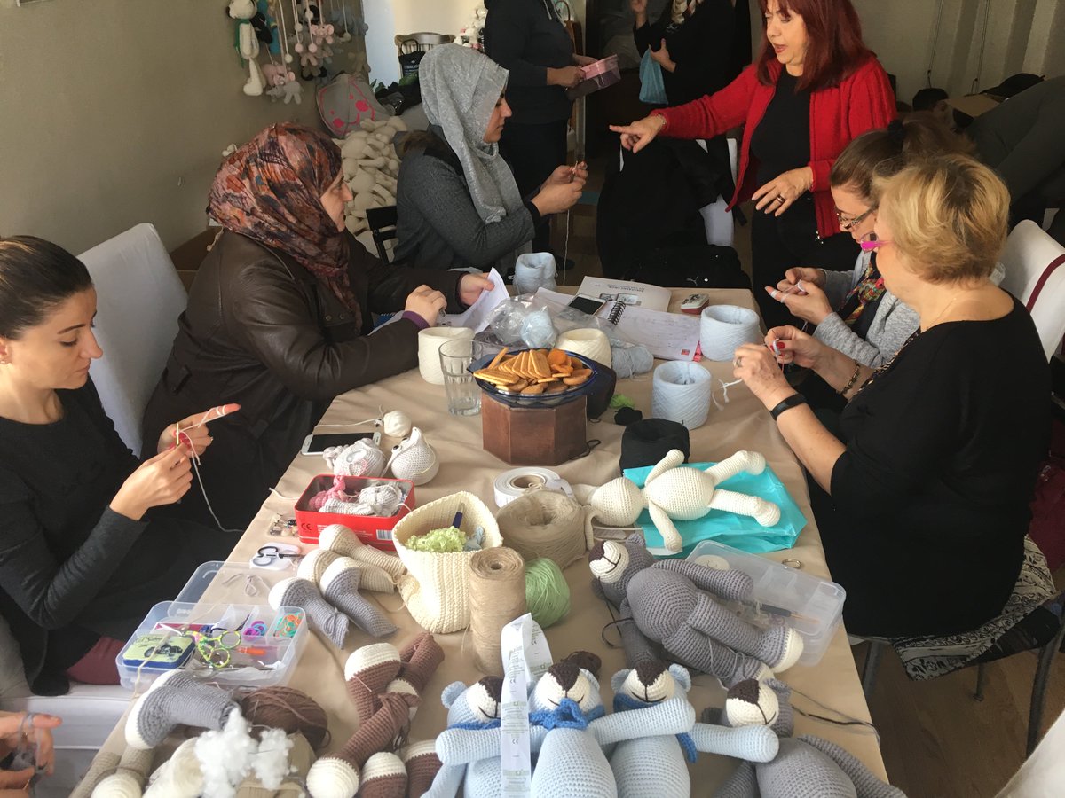 UltGreenStore's tweet photo. #Organimals are not only wildly cute - they also provide underprivileged moms, including some Syrian refugees, with a trade. The women are trained and provided with a workshop space where they can bring their kids. Fair wages + flexibility are key! Shop:  https://t.co/hrNjZPmAyK https://t.co/tgEiaX8a7l