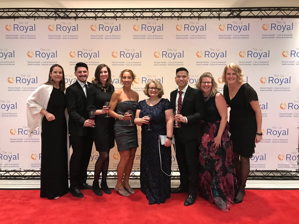 THRIVEwithjoe's tweet photo. What a spectacular evening. Honoured to represent such an important cause in our community @Mairead_Lavery @RoyalFamily @TheRoyalMHC #inspirationawards 
@EDCMoments @ExportDevCanada https://t.co/HqLBN3sHaX