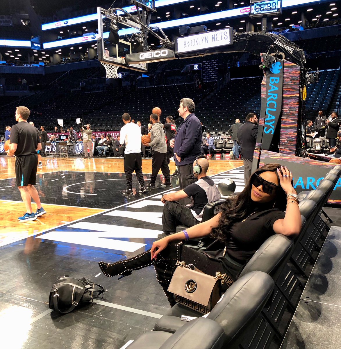 Bonang's tweet photo. Thank you @BrooklynNets for the invite!! Game day....best of luck tonight! 😎🇺🇸🚀 #WeGoHard https://t.co/Kq51cyLA2b