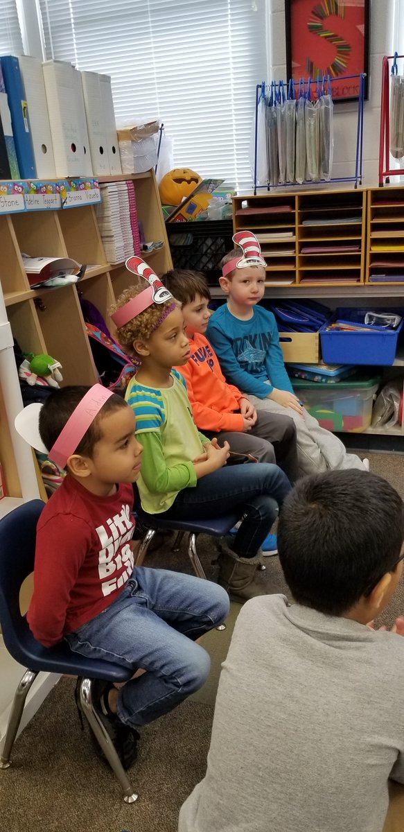 pusinka18's tweet photo. What a fun day! Officer Keil and my nephew came to read to us (unfortunately I messes up Officer Keil's picture 😥) Thank You! #drseussday @_RamsRock https://t.co/6uXkzZ4pvs
