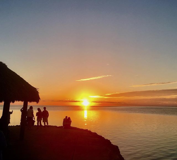 NWSKeyWest's tweet photo. Stunning sunset as seen from Fiesta Key this evening! Photo courtesy of Ralph & Suzy.
Tonight: lows in the mid 70s across the island chain, accompanied by E-SE winds ~5 mph, becoming NE-E after midnight. #flwx #FloridaKeys #KeyWest #FiestaKey https://t.co/X8dg2BkKii