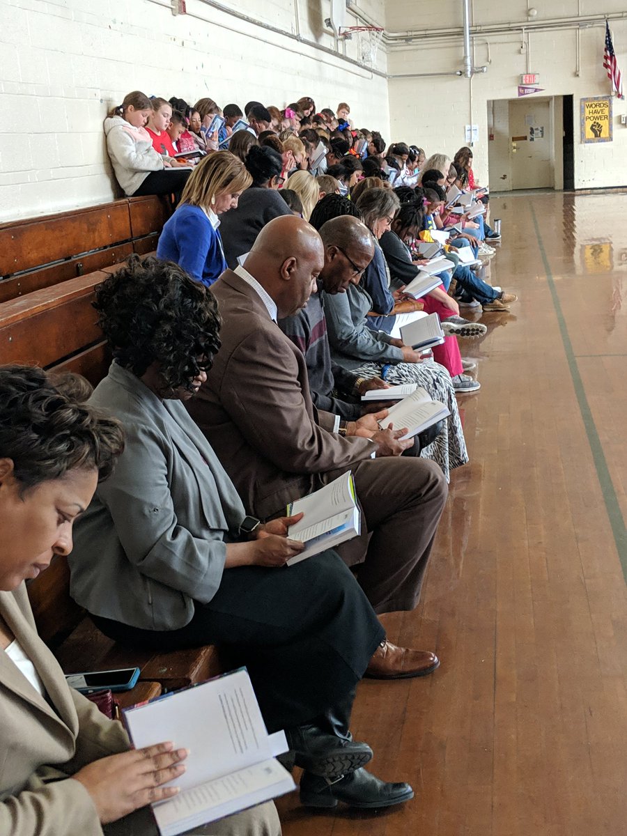 CastelliSharon's tweet photo. Scotland County Schools leaders enjoying the author visit with students. Powerful. https://t.co/GweV6yB5Fj