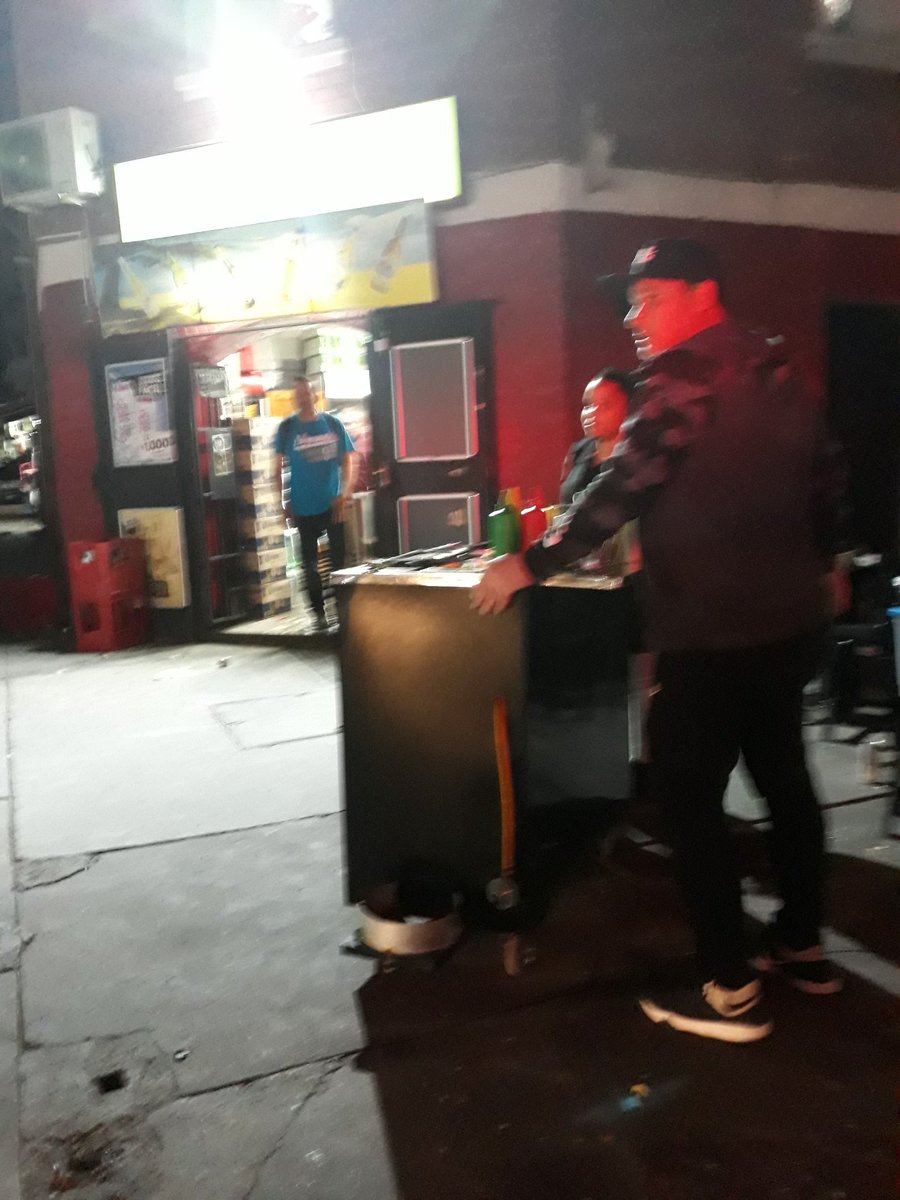 Fiscalizado lugares de venta de comida irregular <a href="/Duranbaronti/">Gonzalo Durán</a> <a href="/Muni_Indep/">Municipalidad de Independencia</a>