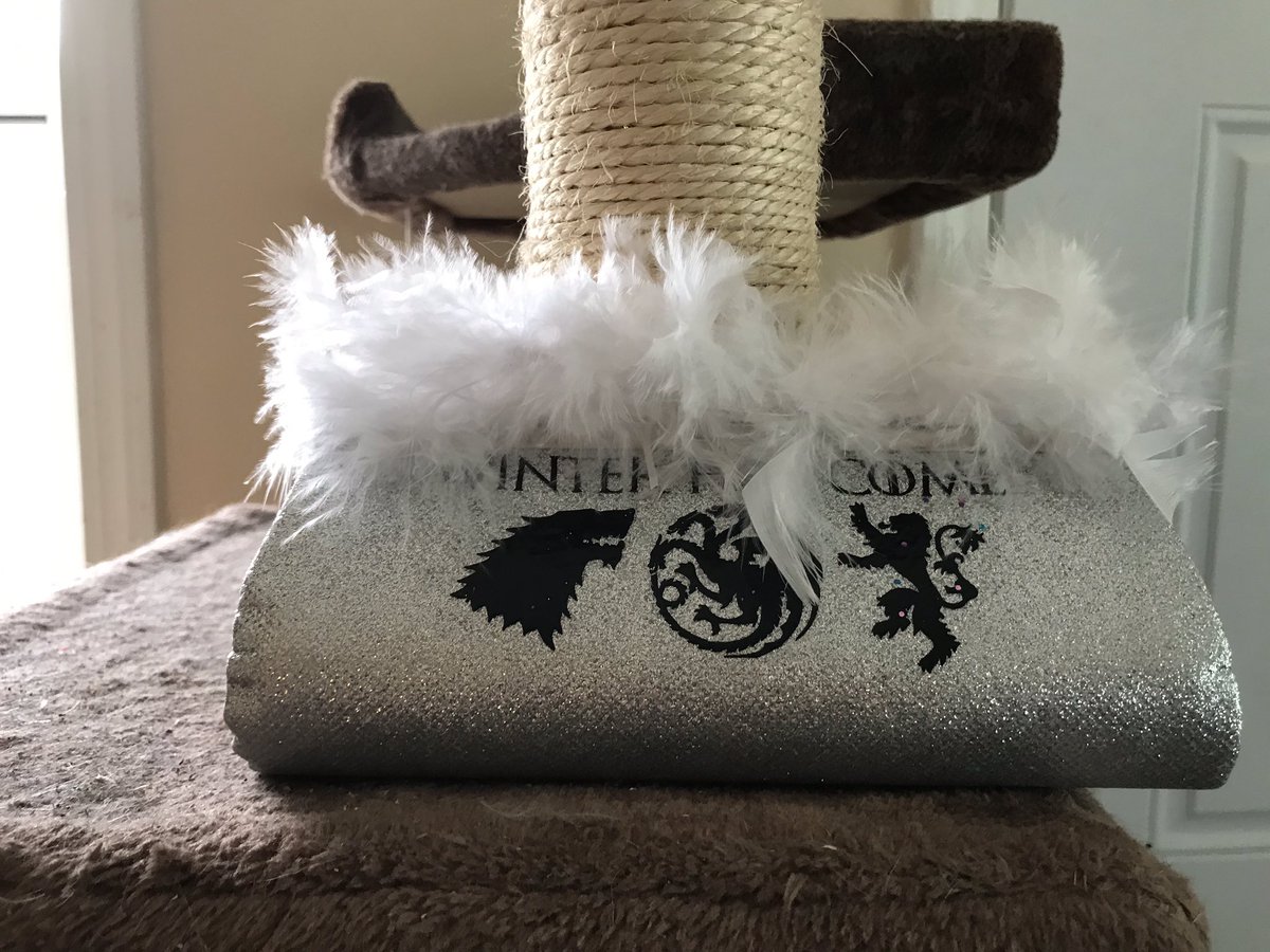 FQMule's tweet photo. #nyxpursetracker #Float9 @KreweofNyx https://t.co/IoOksHnEQO