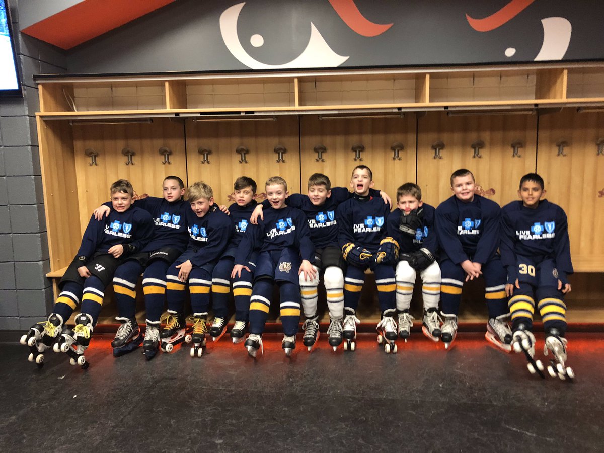 BCBSWNY's tweet photo. For tonightโs Blue Cruiser shootout, we have some future @BuffaloSabres players in the making! #BuffaloSabres #LetsGoBuffalo #BlueCruisers https://t.co/E3rqDPHQS2