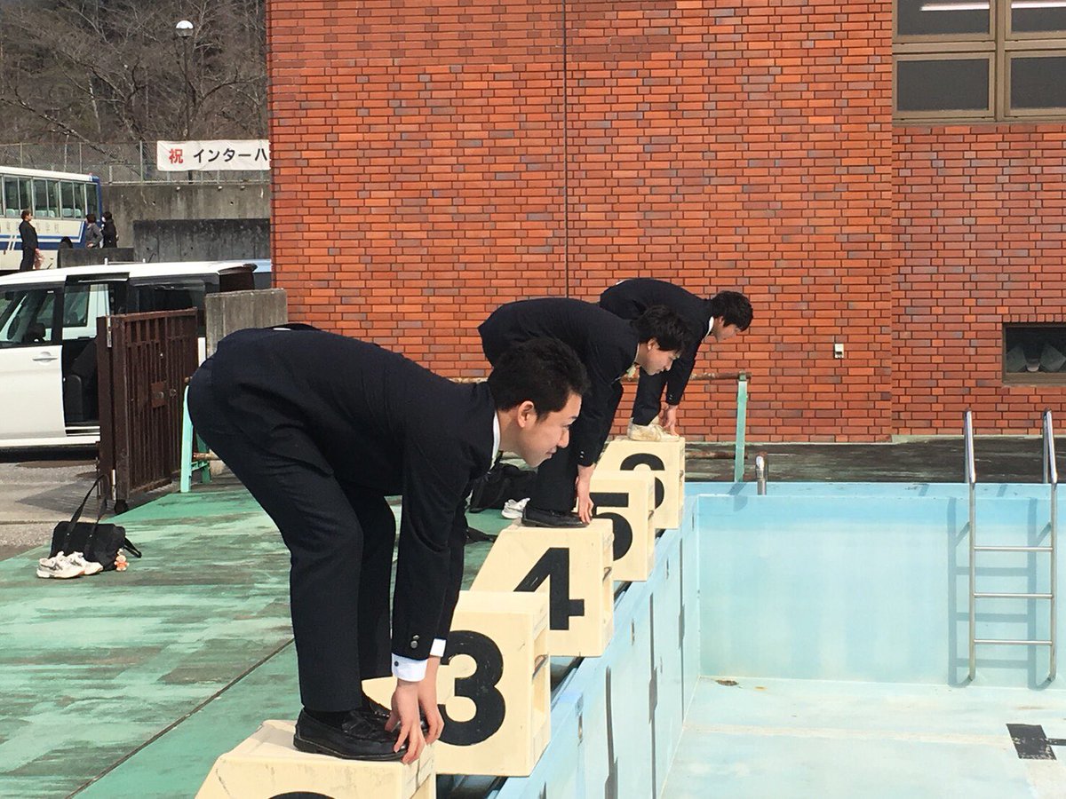 昨日東陵高校卒業しました！ 
いっぱい思い出作って最高に楽しかった！3年間ありがとう！ 
#東陵 #卒業 #今までありがとう