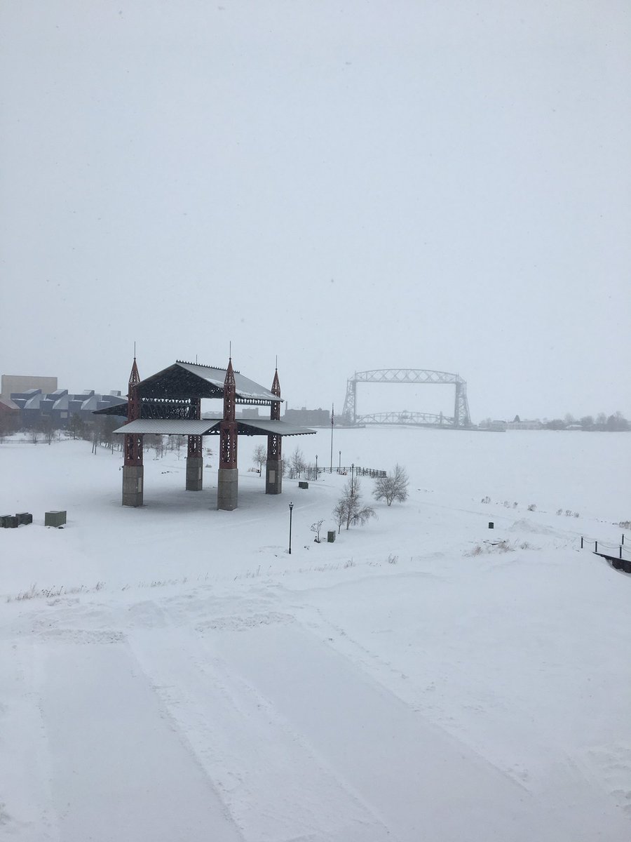 BrettLobben's tweet photo. Who doesn't love @visitduluth? Looking forward to a great weekend at @spiritmtduluth. @USASASNOW @ZombieBoardshop @gteammn #snowboardingrules @PierBResort https://t.co/OUFLQWOnBz
