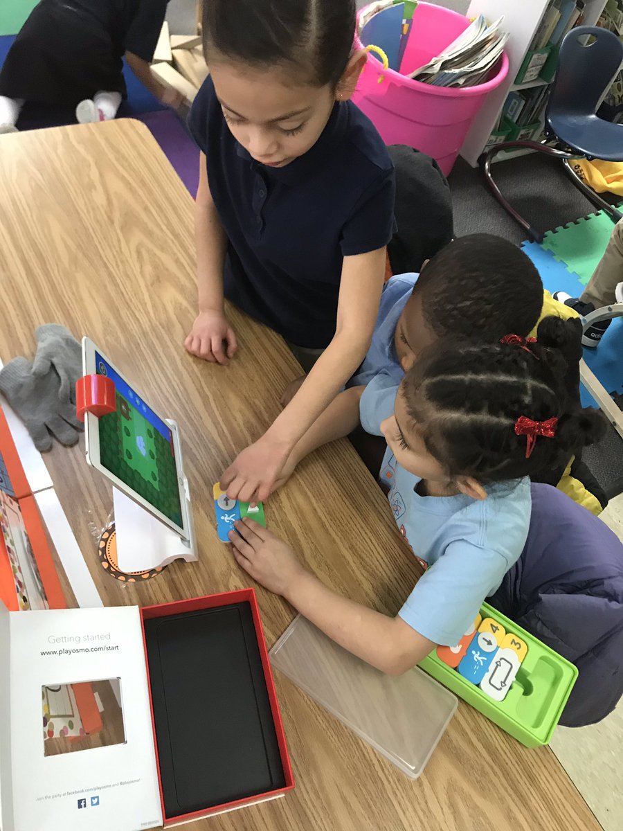 mrs_santore's tweet image. The kids got to spend some time learning about coding this afternoon! Thanks to our little Robot 🤖 “Botley” and our @PlayOsmo coding set! #SpaghtIsGreat #KindersCanCode