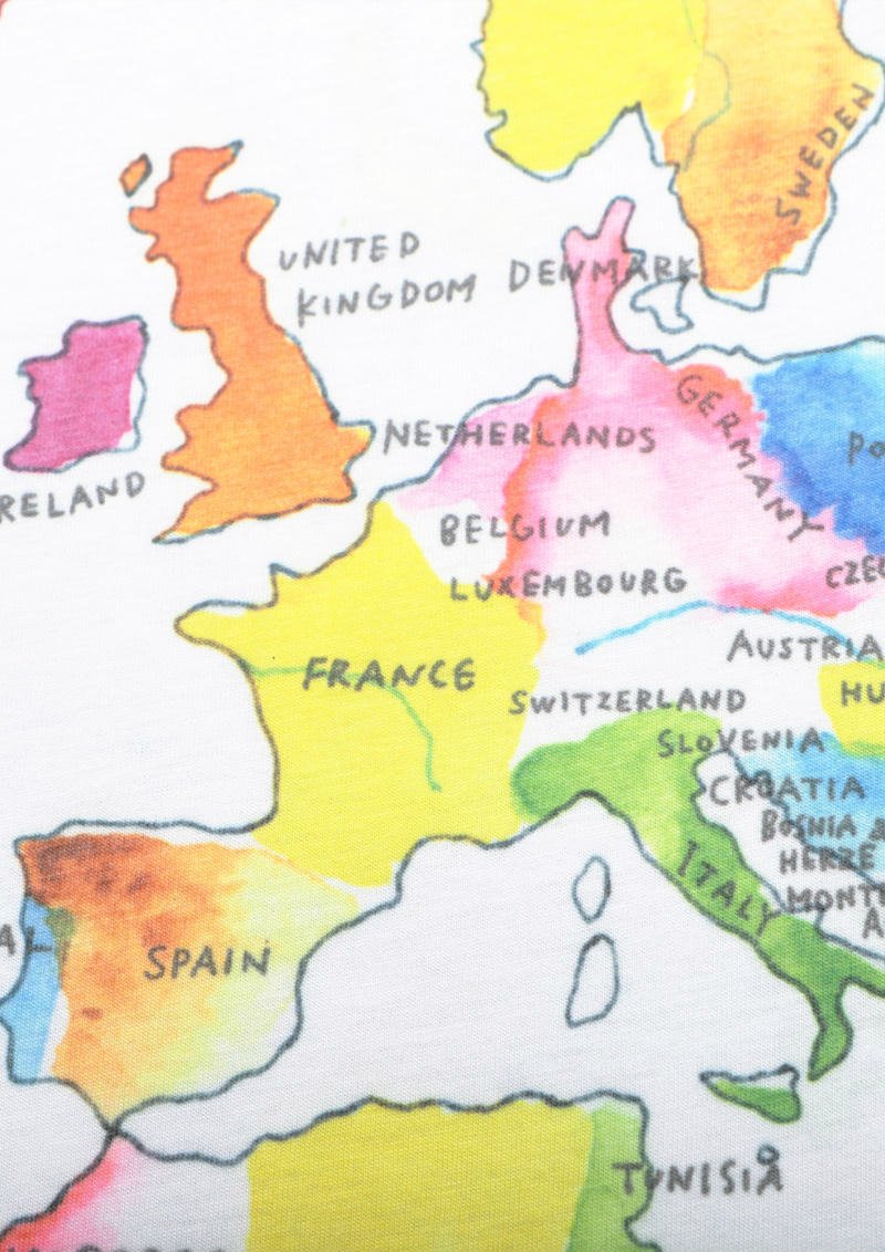 グラニフ No Twitter ソフトtシャツ ワールド イズ ソー ビューティフル 世界地図 をハンドドローイングで描き水彩で着色 国の境目をぼかすことにより 国境を意識しない一つの世界として表現しています グラニフ T Co 3zv0ggg77x T Co Izabjsifsq