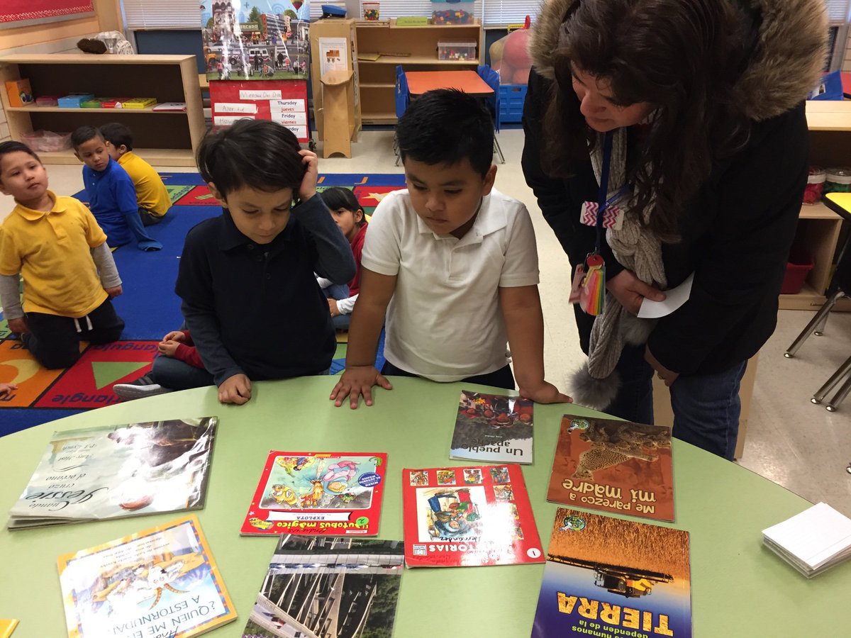 romany_ly's tweet photo. Andrews honors Dr. Suess a day before his birthday by sharing his love of books with a free book giveaway to each scholar from pre-k through 5th! Happy reading! @AndrewsElemECP https://t.co/dRI4gBg2wV