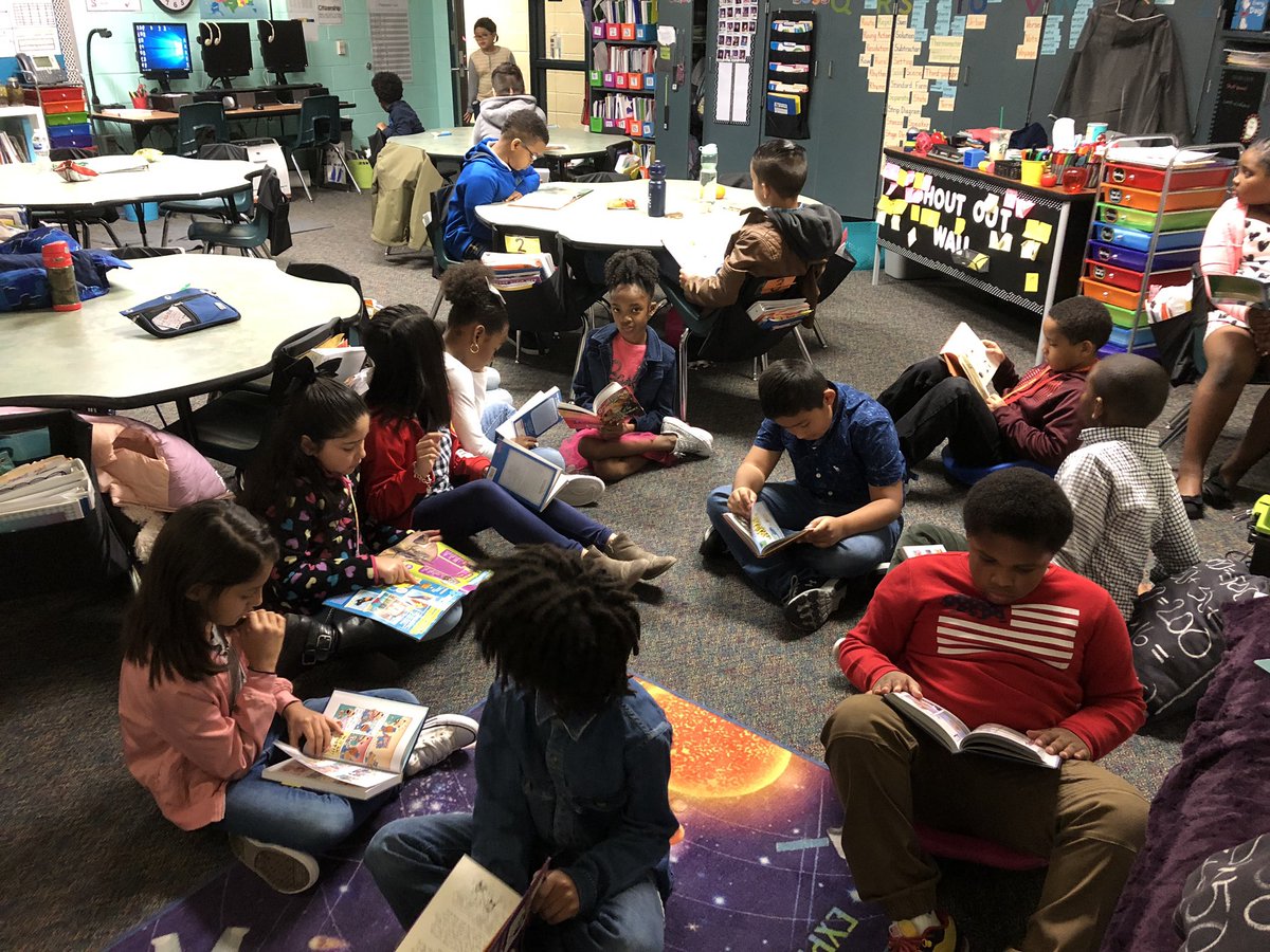 KWhite_PLE's tweet photo. Dropped everything this morning for 30 minutes and read for Read Across America and Dr. Seussβs Birthday! #amazingatPLE @MHodges_PLE @HumbleISD_PLE @ElizabethFagen #ReadAcrossAmerica #DrSeussDay https://t.co/IM23Rk3nf6