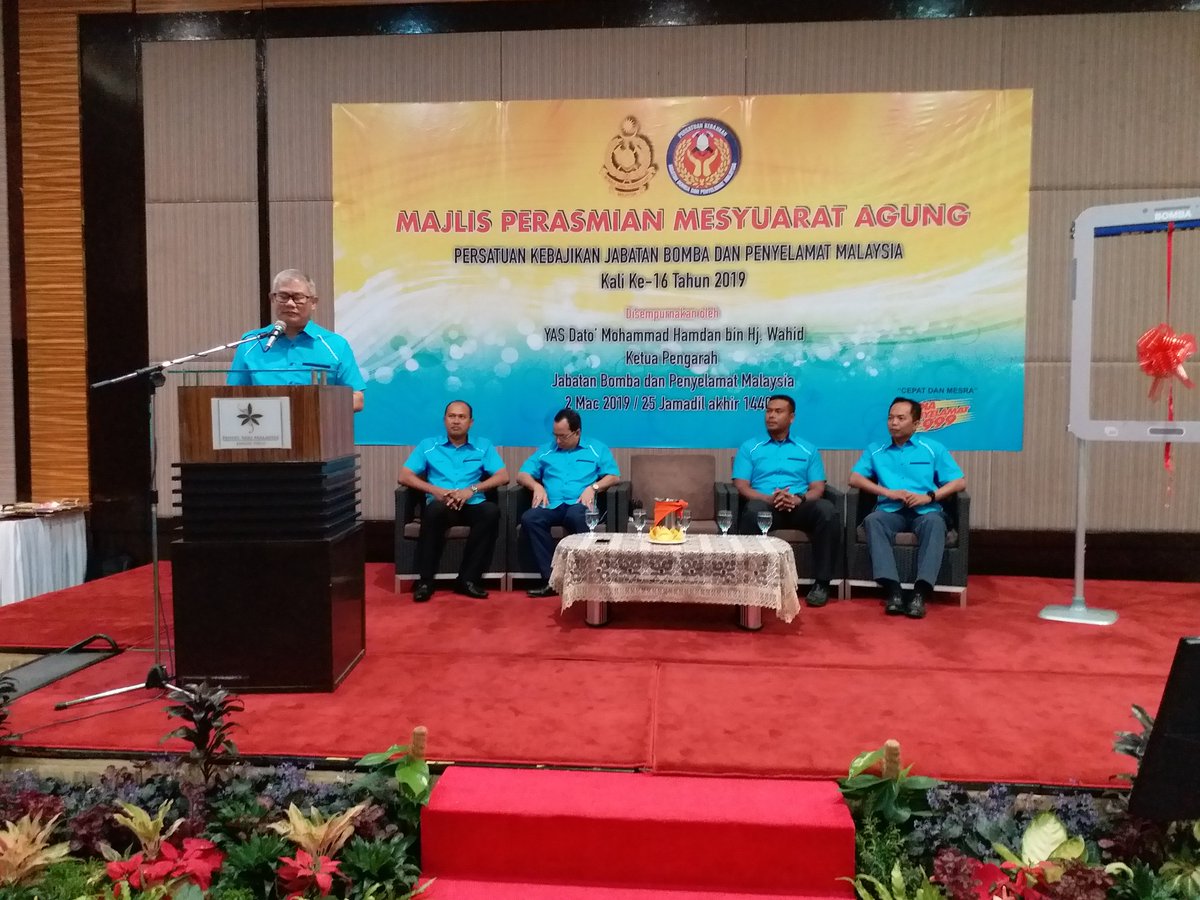 KP_bombaJBPM's tweet photo. Berkesempatan merasmikan Mesyuarat Agung Persatuan Kebajikan JBPM kali ke-16 Tahun 2019 yang diadakan di Hotel Seri Malaysia, Kangar, Perlis. Tahniah di atas pelancaran i-Kebajikan BOMBA untuk kemudahan warga JBPM. https://t.co/D7tGphgPoY