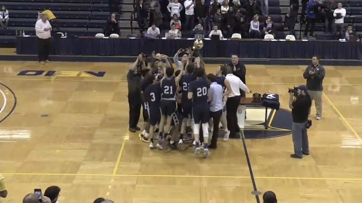 mlhaggerty's tweet image. #DFHSIB20 congratulations to the boys winning the sectionals in over time!!! so proud of these guys @ScottPatrillo