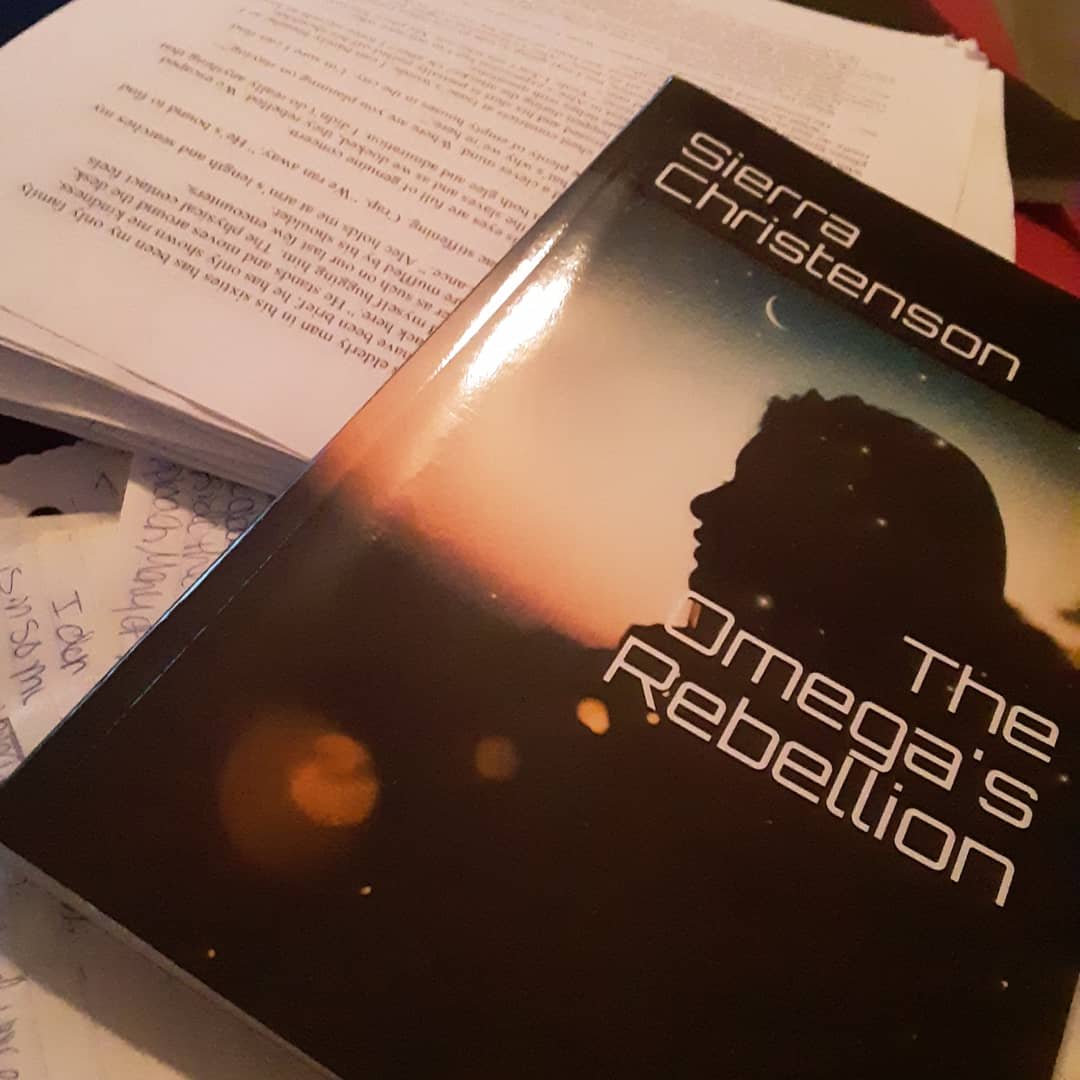 SierraC743's tweet photo. @KrisWu is really doing a world tour?? Soo excited! Now time to crunch and finish my novel, book 2 of the Omegas series, the series which has a character loosely based off Kris! #KrisWu #WuYiFan #Tian·Di·East·West·ALIVETOURKrisWu2019 https://t.co/QLXS3KZ97S