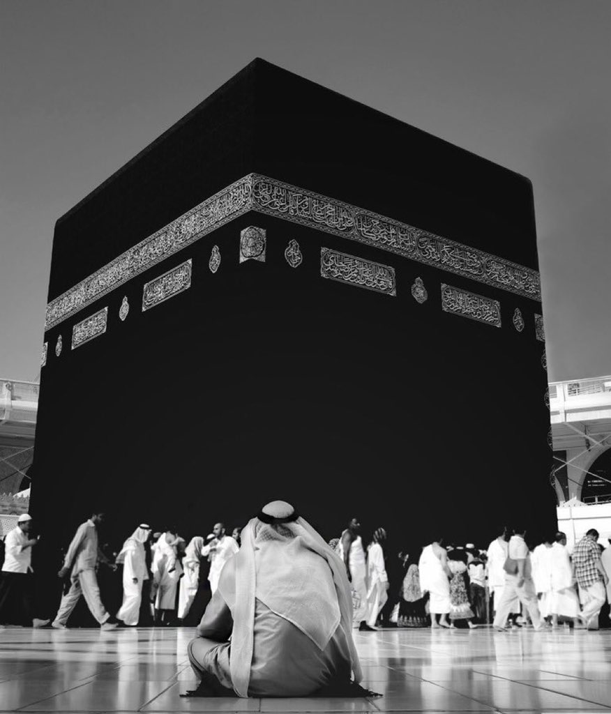 Gawafe1's tweet photo. اللهُم هواء الحَرم، وعُمرة ترتوِي بها رُوحي💙. https://t.co/KpetMU2s9D