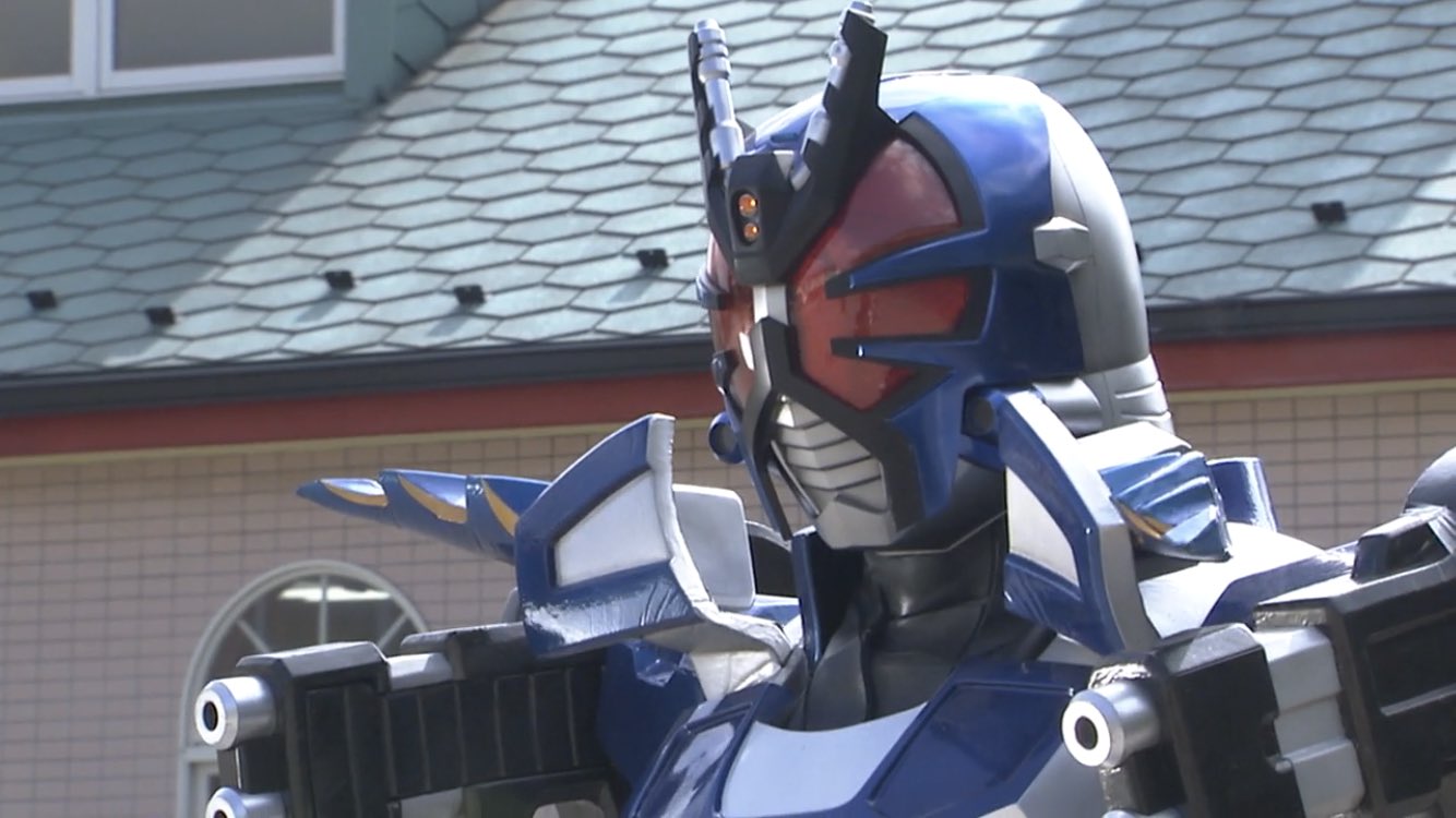 【匿名即日発送】仮面ライダーガタック コスプレ用マスク 塗装済み完成品 匿名即日発送】仮面ライダーガタック コスプレ用マスク 塗装済み