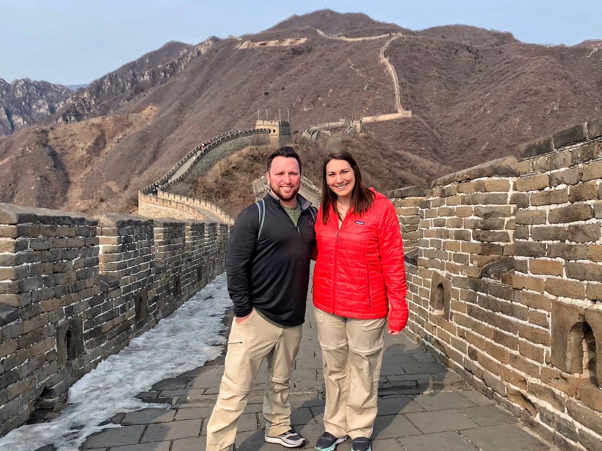 sarahsomeplace's tweet photo. Walking along the Great Wall in China, is one of those moments in life where you have to pinch yourself and ask, “Is this real life??” When I first laid eyes on it, I actually teared up. Hands down, one of the coolest things I’ve ever done. #greatwall #china https://t.co/yT30JV9juI